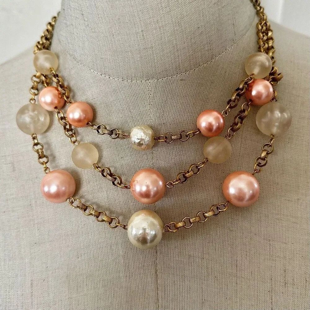 Pink faux pearl triple strand vintage necklace